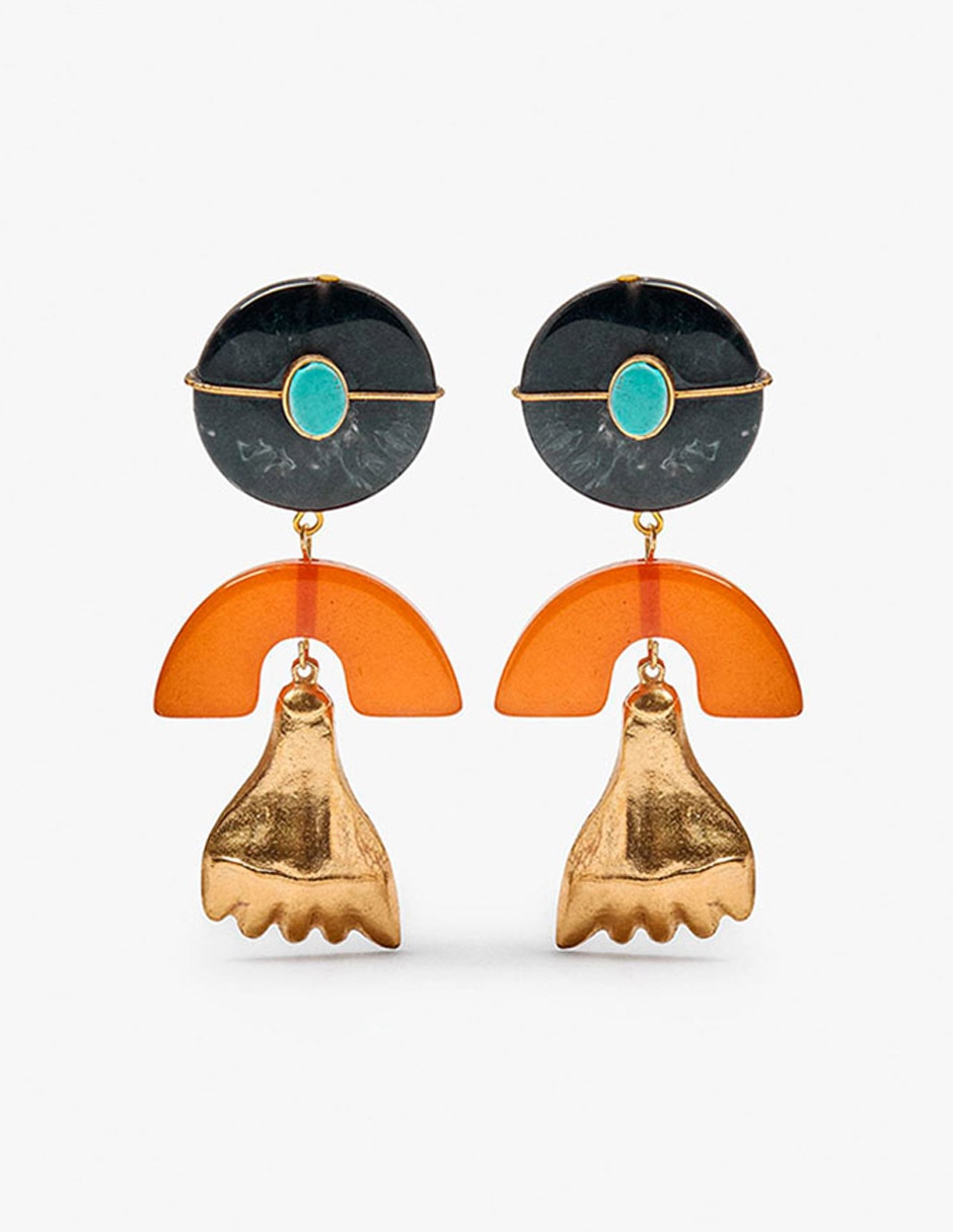 Aretes trend con acabado mate Aretes trend con acabado mate