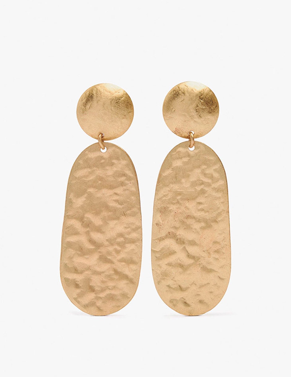 Aretes trend con acabado mate Aretes trend con acabado mate