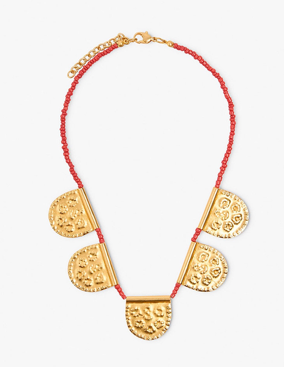 Collar almara