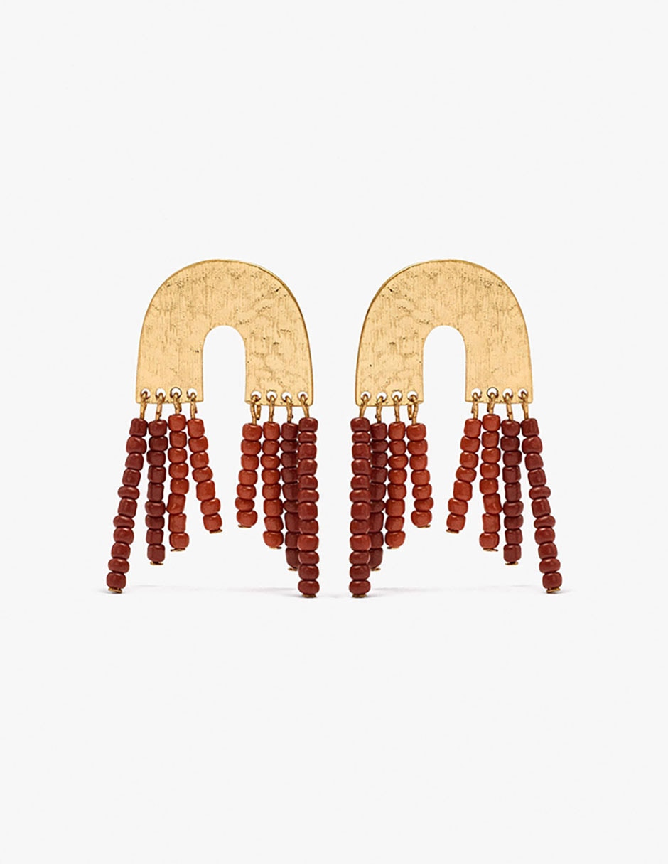 Aretes largos almara con acabado mate Aretes largos almara con acabado mate