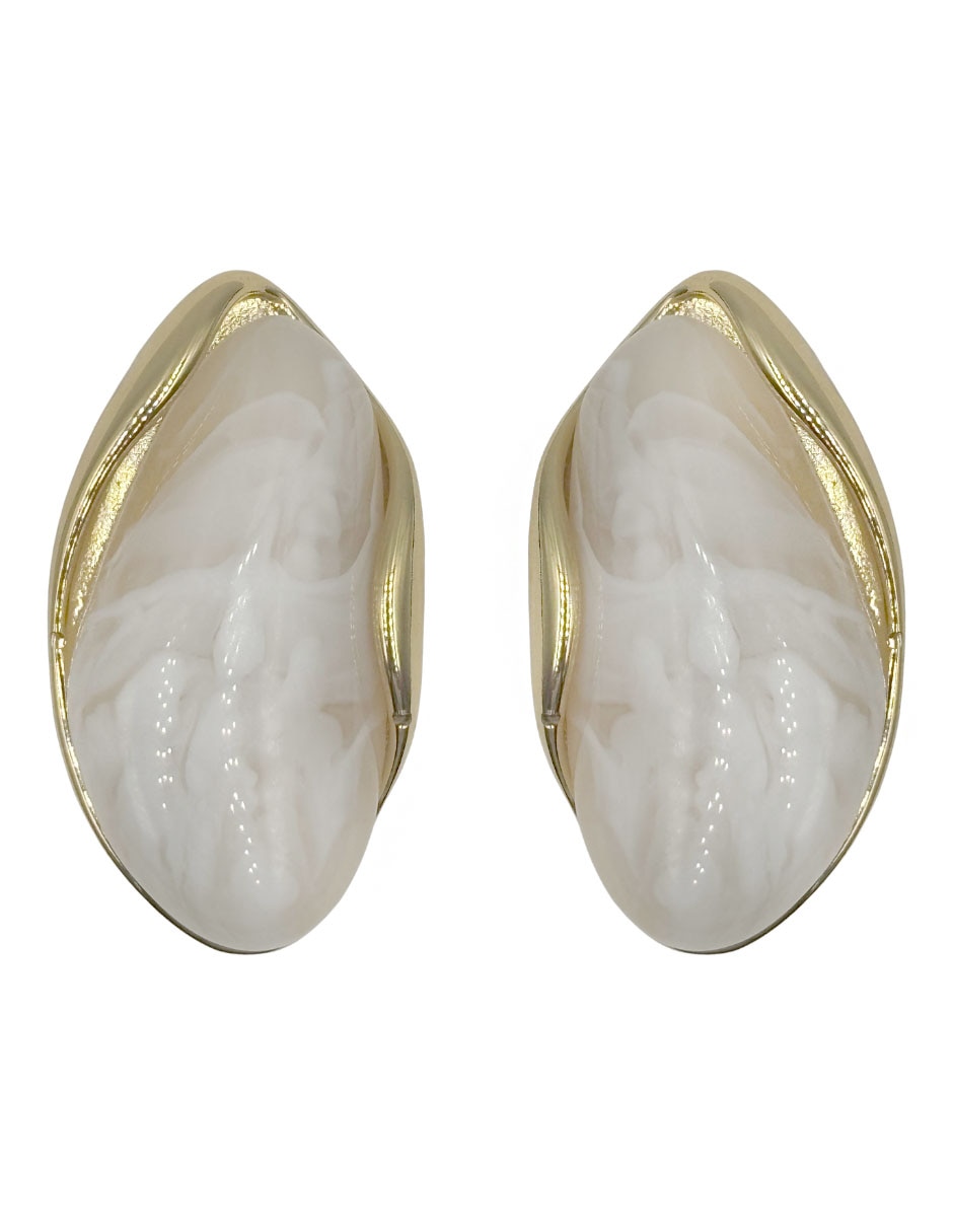 Aretes largos con acabado liso 1