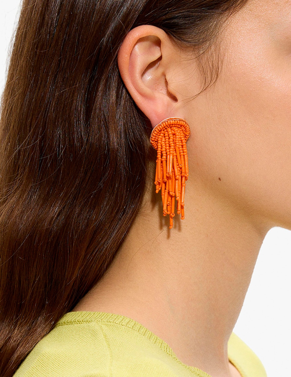 Aretes largos tutti block con acabado mate 3