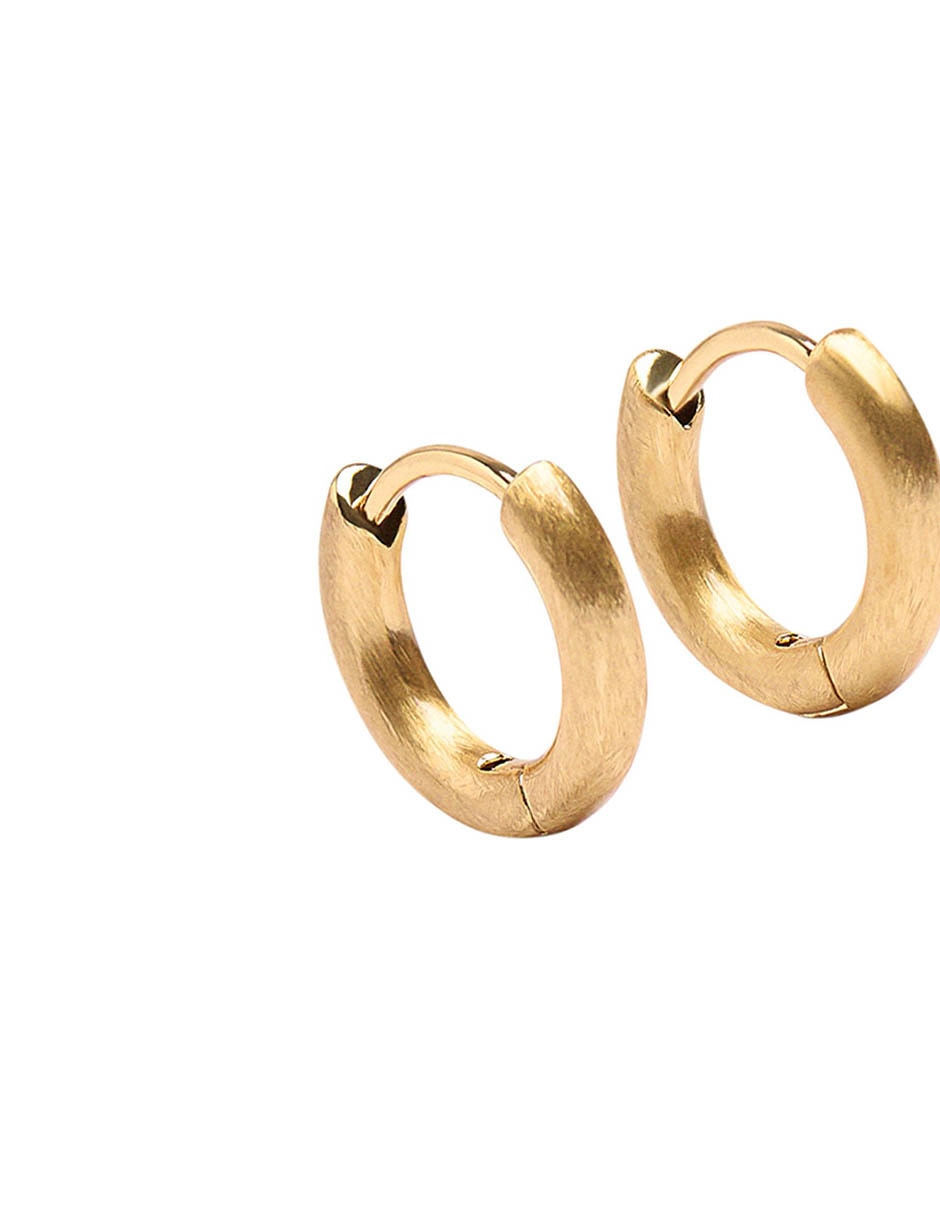 Arete Golden delicates con acabado mate 3