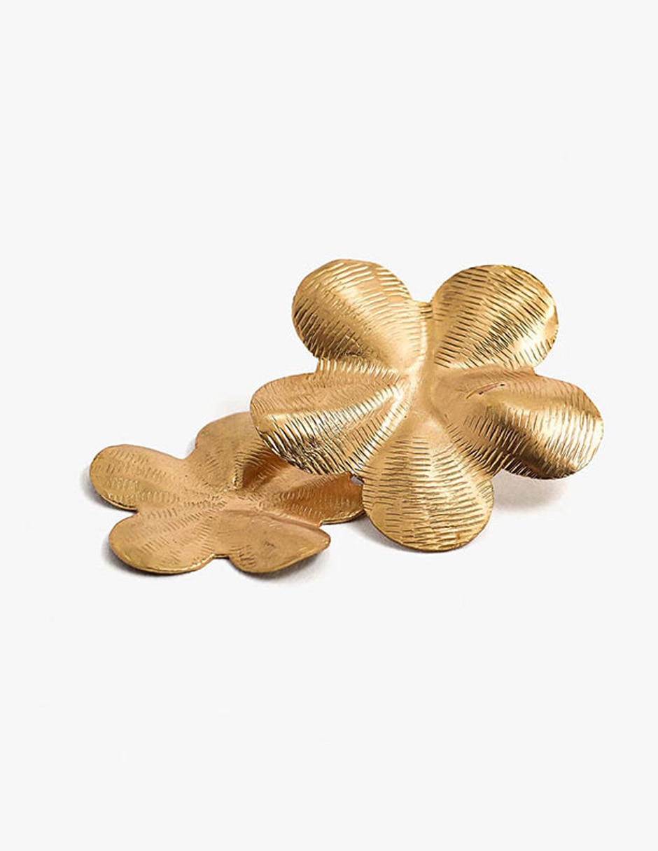 Arete Golden delicates de zinc con acabado mate 2