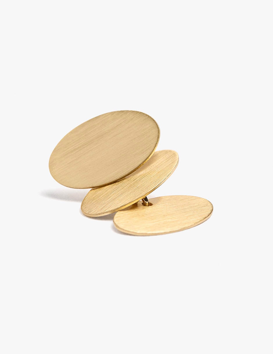 Arete Golden delicates de zinc con acabado mate 2