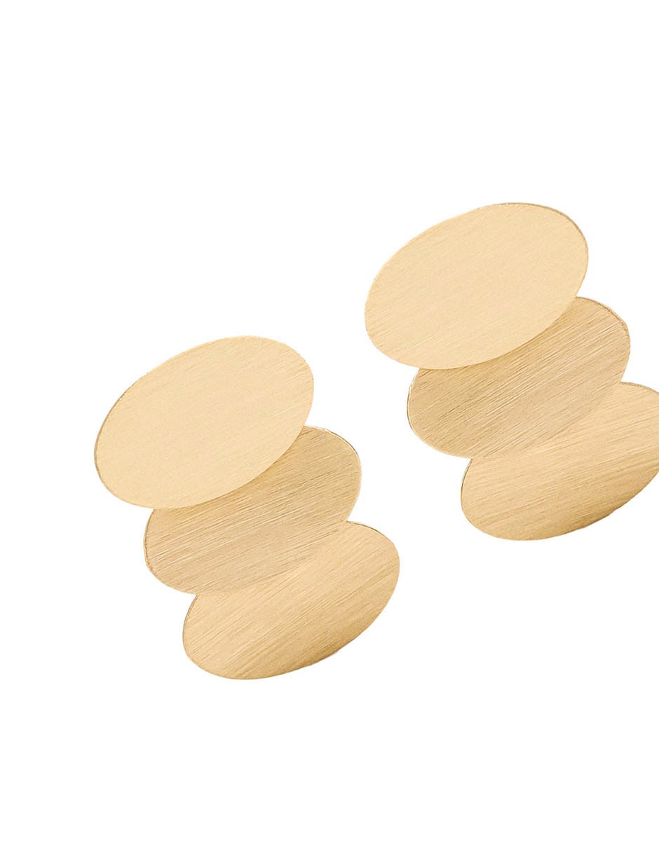 Arete Golden delicates de zinc con acabado mate 3