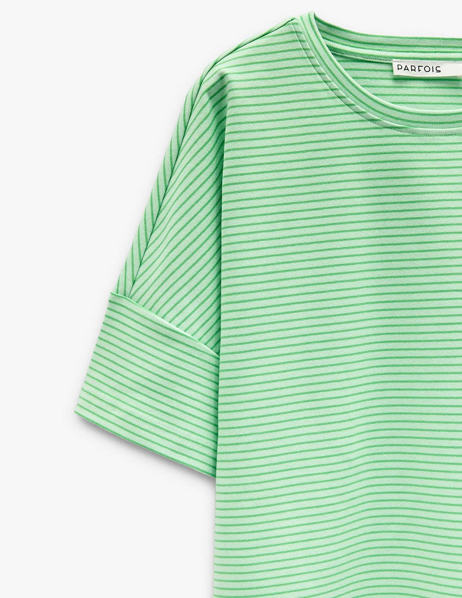 Playera manga corta cuello redondo para mujer 6