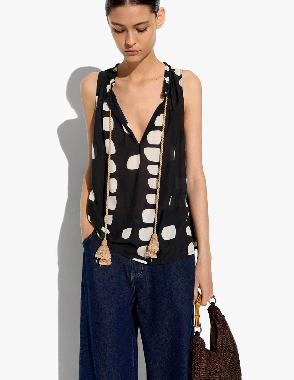 Top cuello V