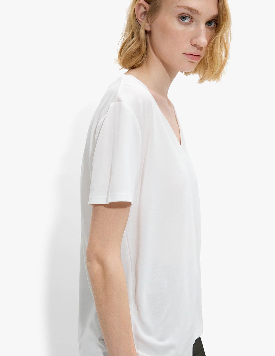 Playera manga corta cuello redondo para mujer 3