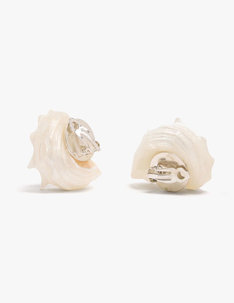 Aretes de hierro con acabado mate 3