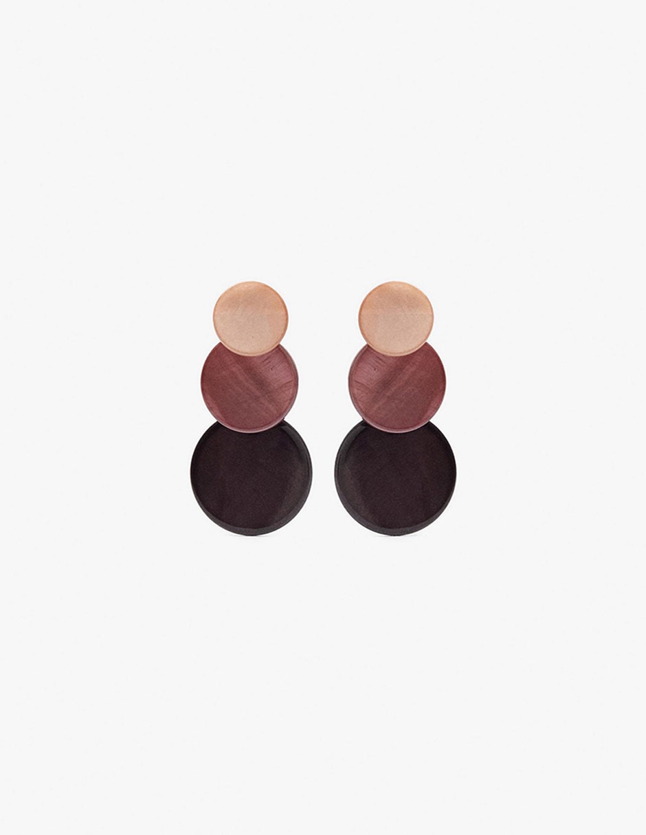 Aretes de hierro con acabado mate
