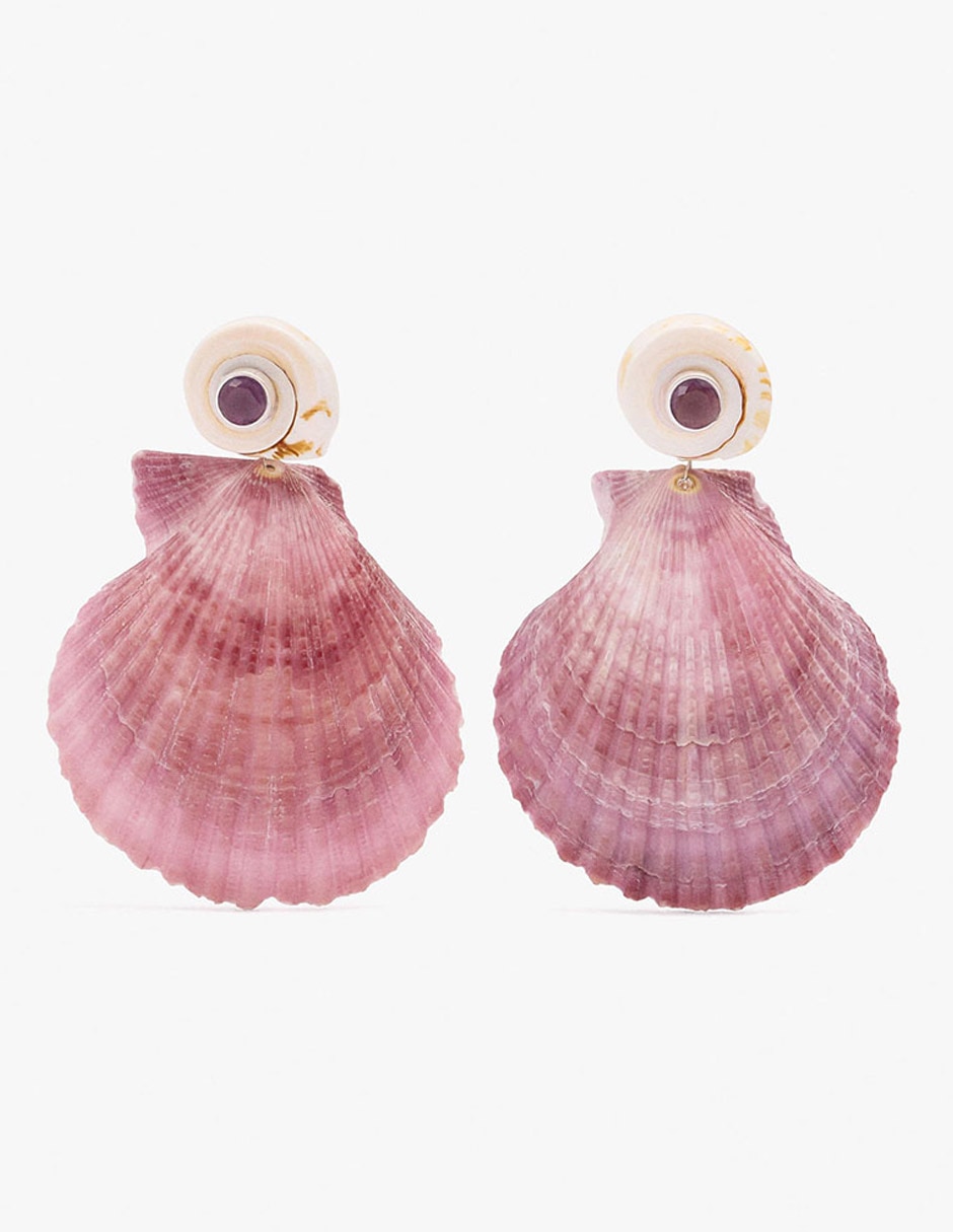 Aretes de hierro con acabado mate Aretes de hierro con acabado mate