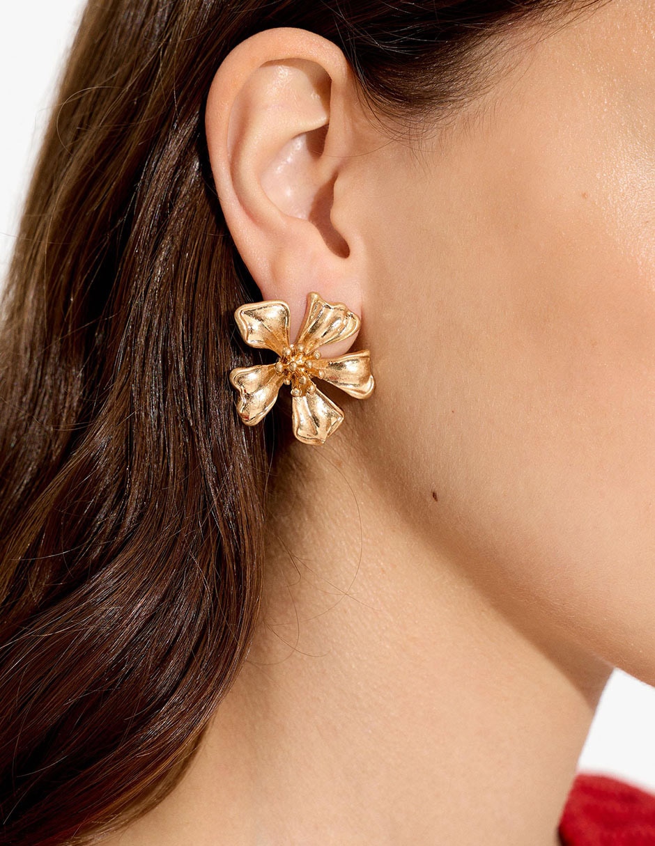 Aretes de hierro con acabado mate 4