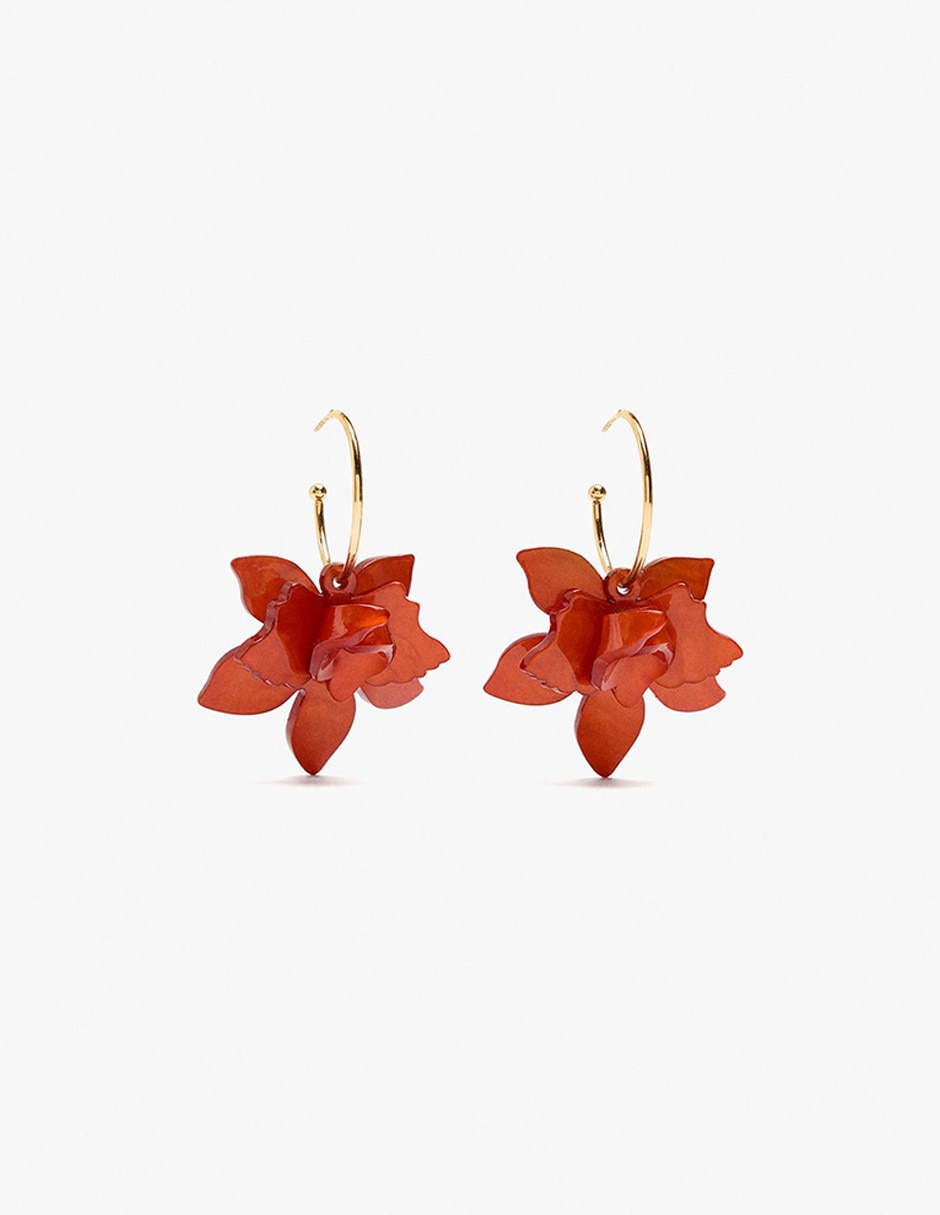 Aretes de hierro con acabado mate 1
