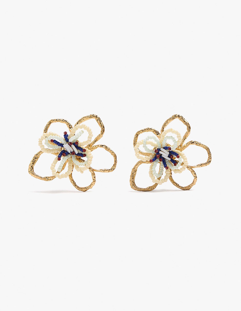 Aretes de hierro con acabado mate