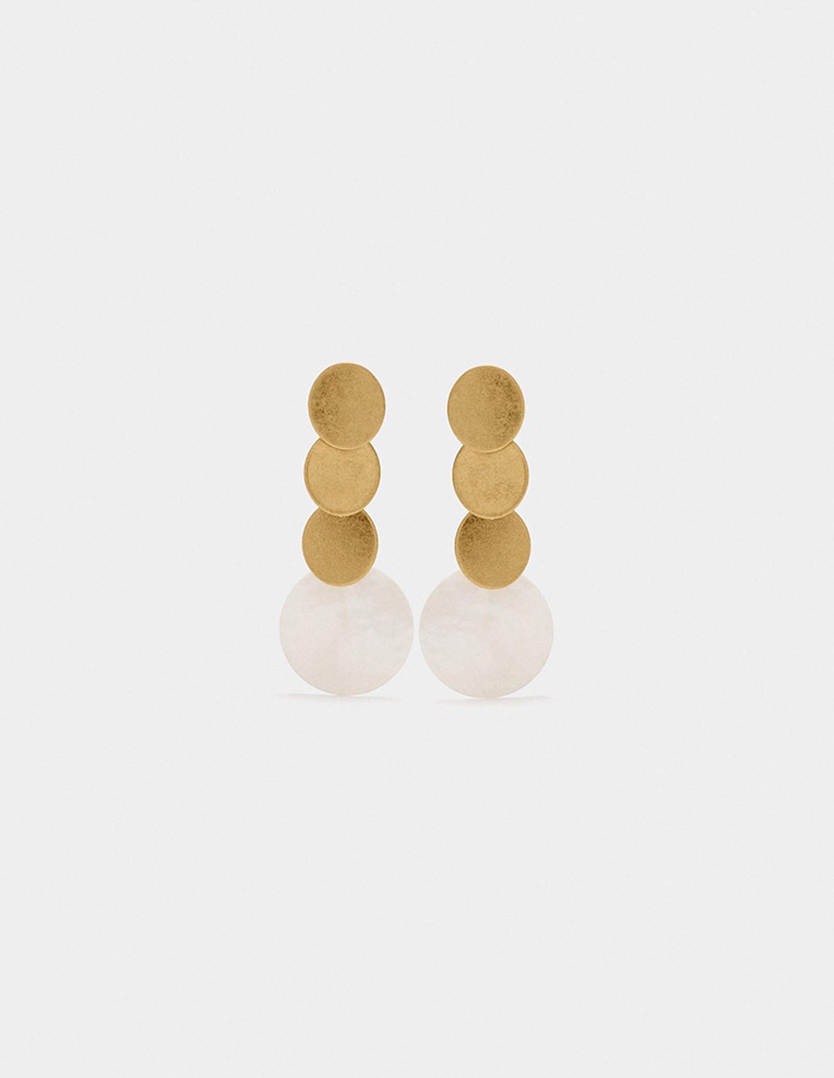 Aretes de hierro con acabado mate