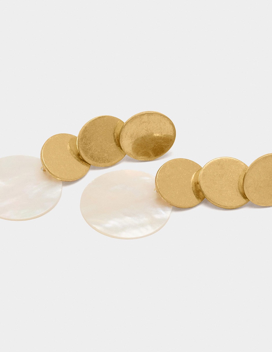 Aretes de hierro con acabado mate 2