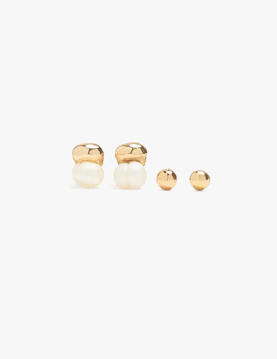Aretes de hierro con acabado mate