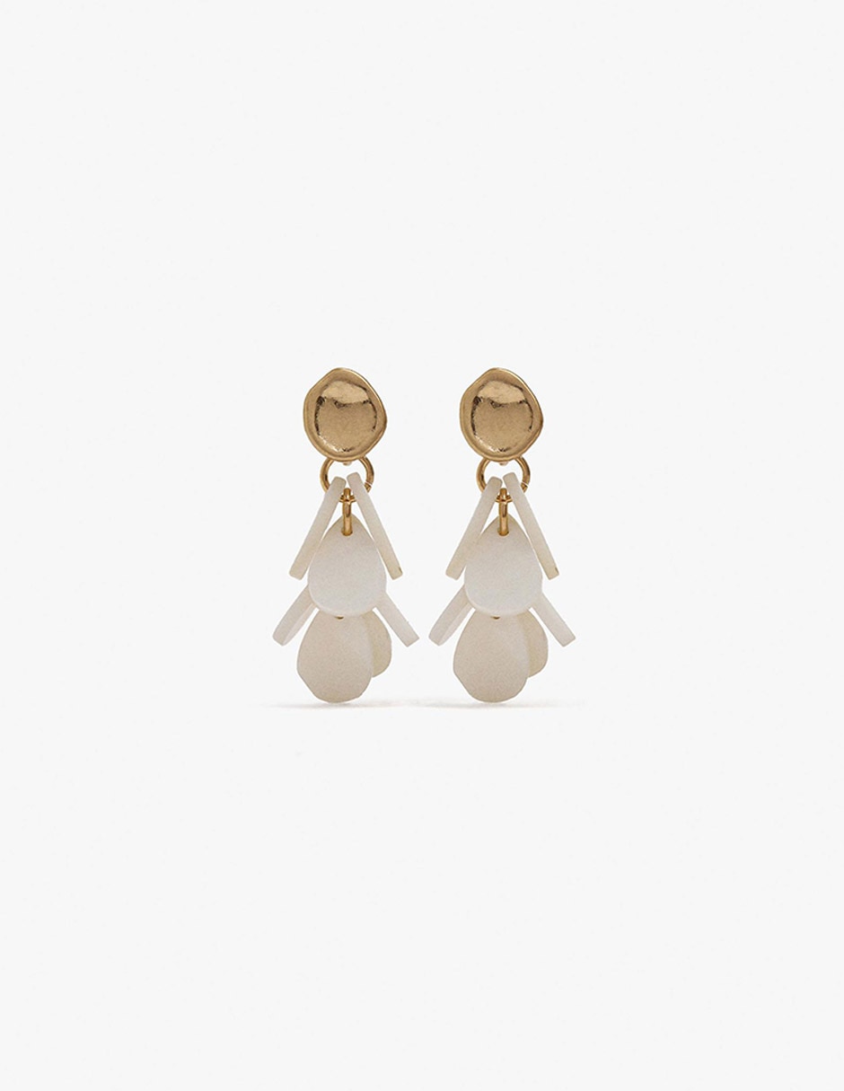 Aretes de hierro con acabado mate