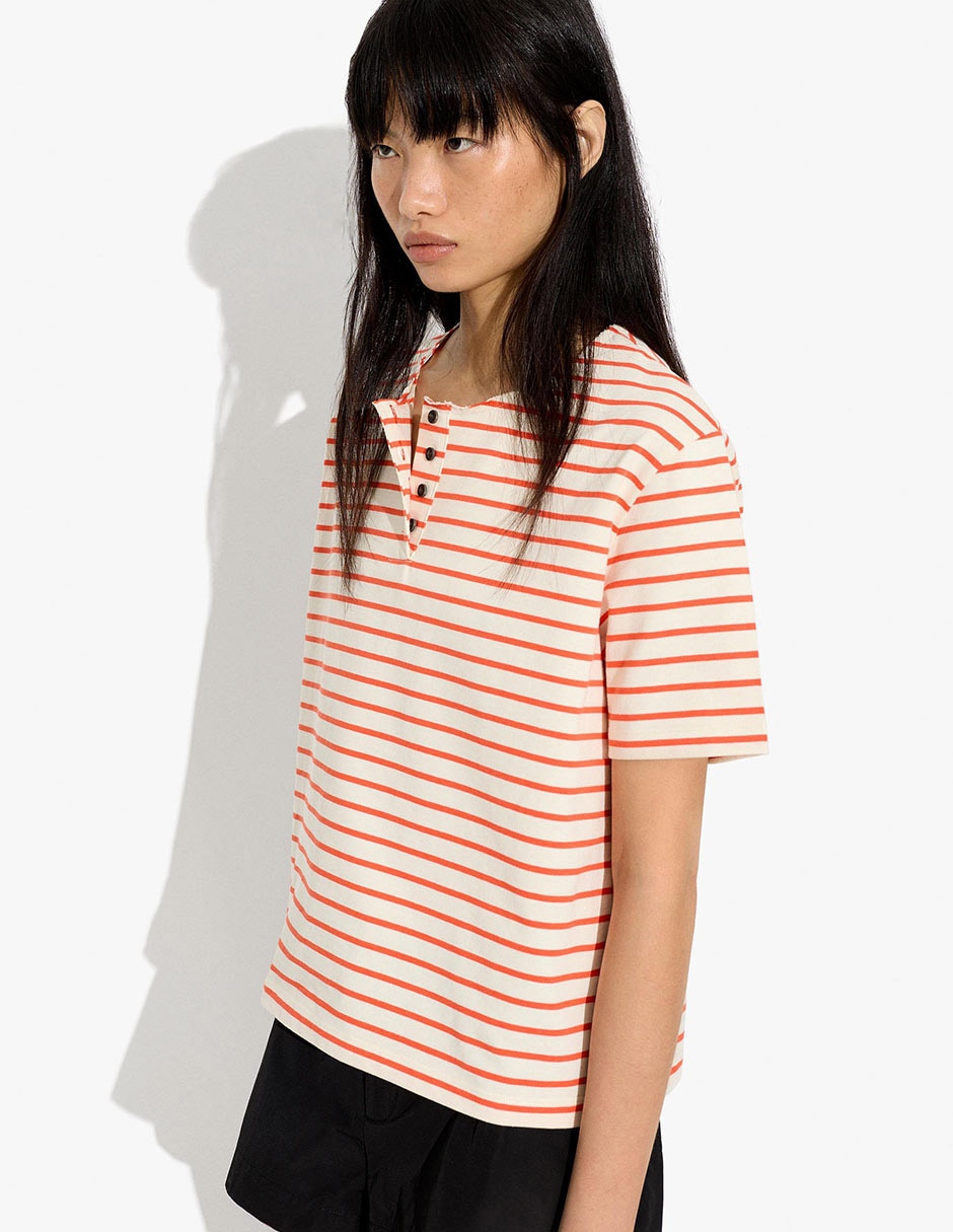 Playera manga corta cuello redondo para mujer 4