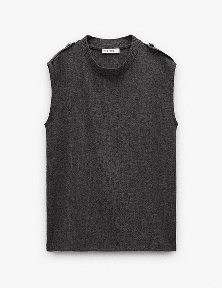 Top cuello redondo escote cuadrado 5