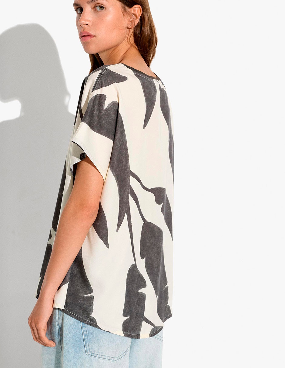 Top cuello redondo escote cuadrado 2