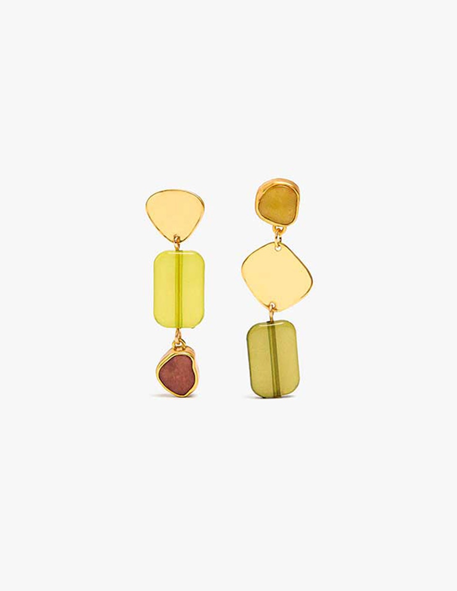 Aretes asimétricos con piedras y resina de acrílico con acabado mate