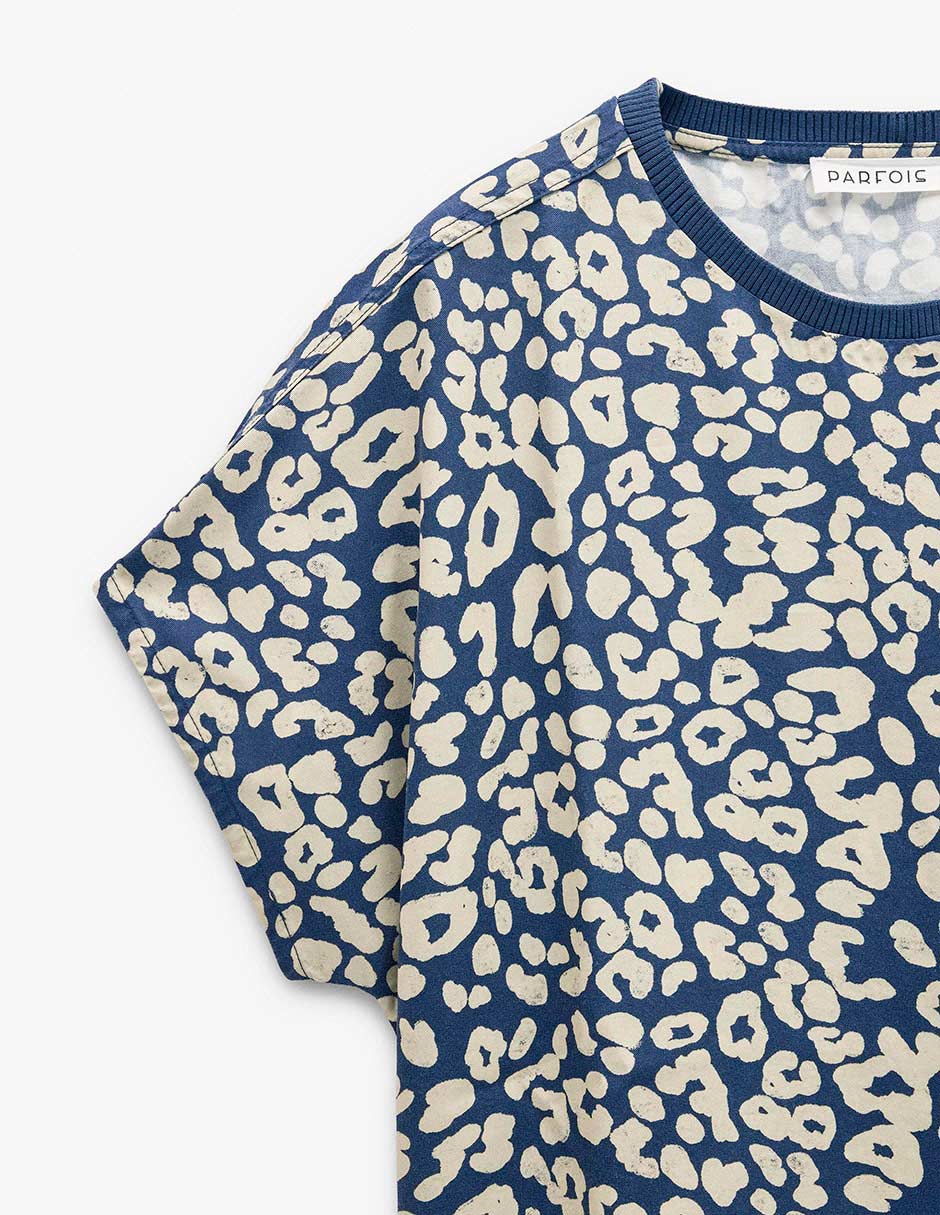 Top cuello redondo escote cuadrado 7