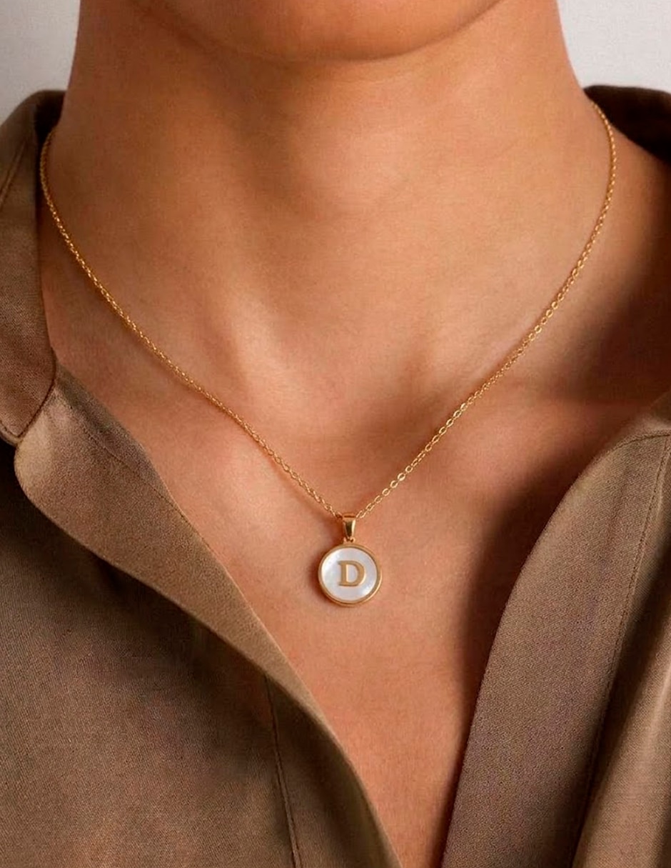 Collar con dije 4