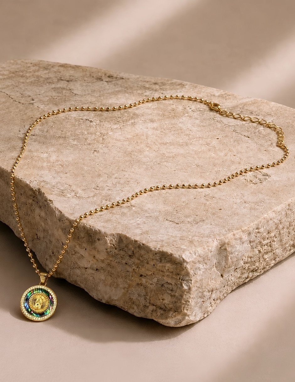 Collar con dije de virgen de guadalupe venera 5