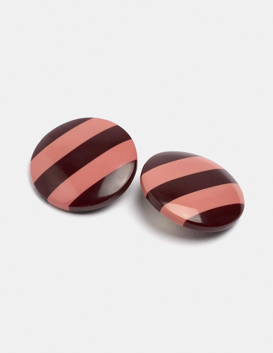 Aretes largos con acabado mate 2