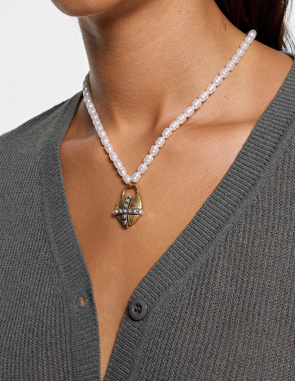 Collar 3