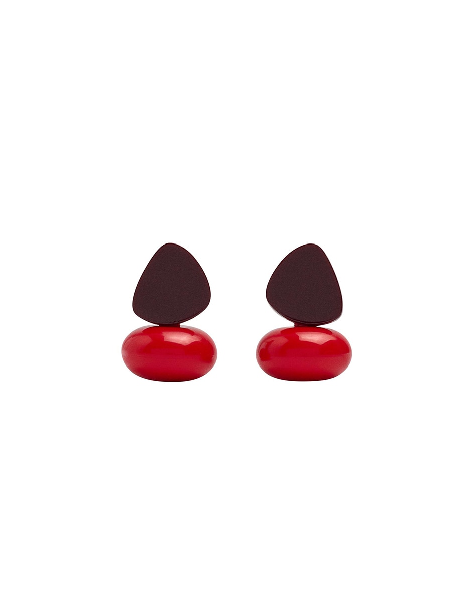 Aretes largos con acabado mate Aretes largos con acabado mate