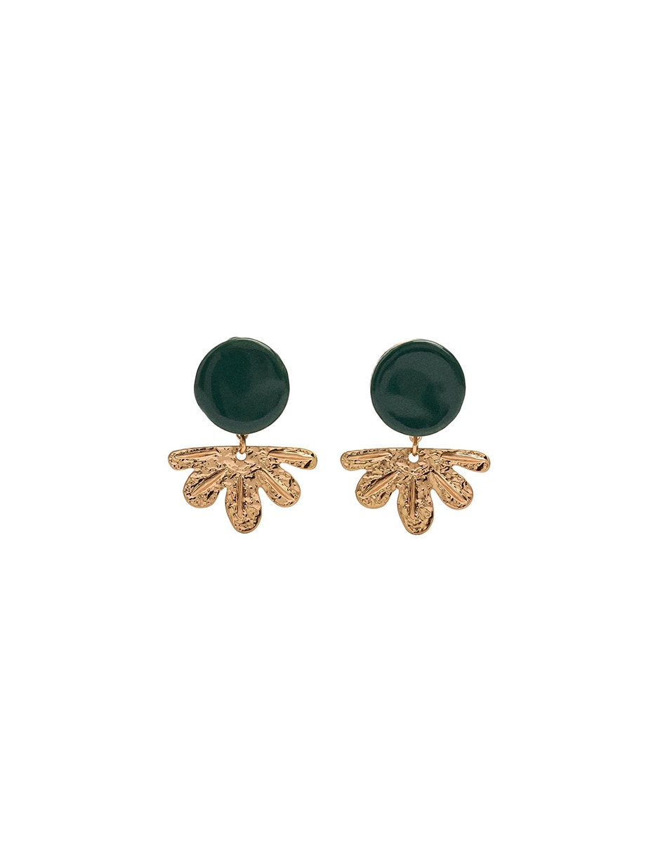 Aretes largos con acabado mate Aretes largos con acabado mate
