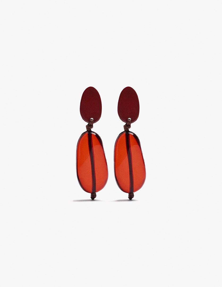 Aretes largos con acabado mate Aretes largos con acabado mate