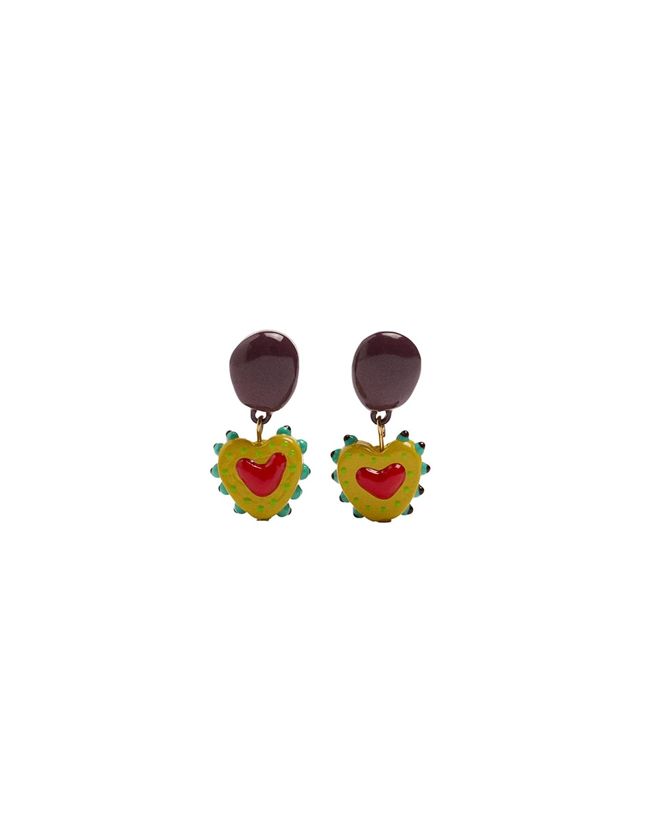 Aretes largos con acabado mate Aretes largos con acabado mate