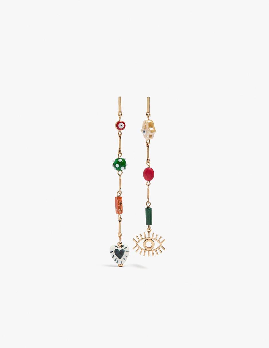 Aretes largos con acabado mate Aretes largos con acabado mate