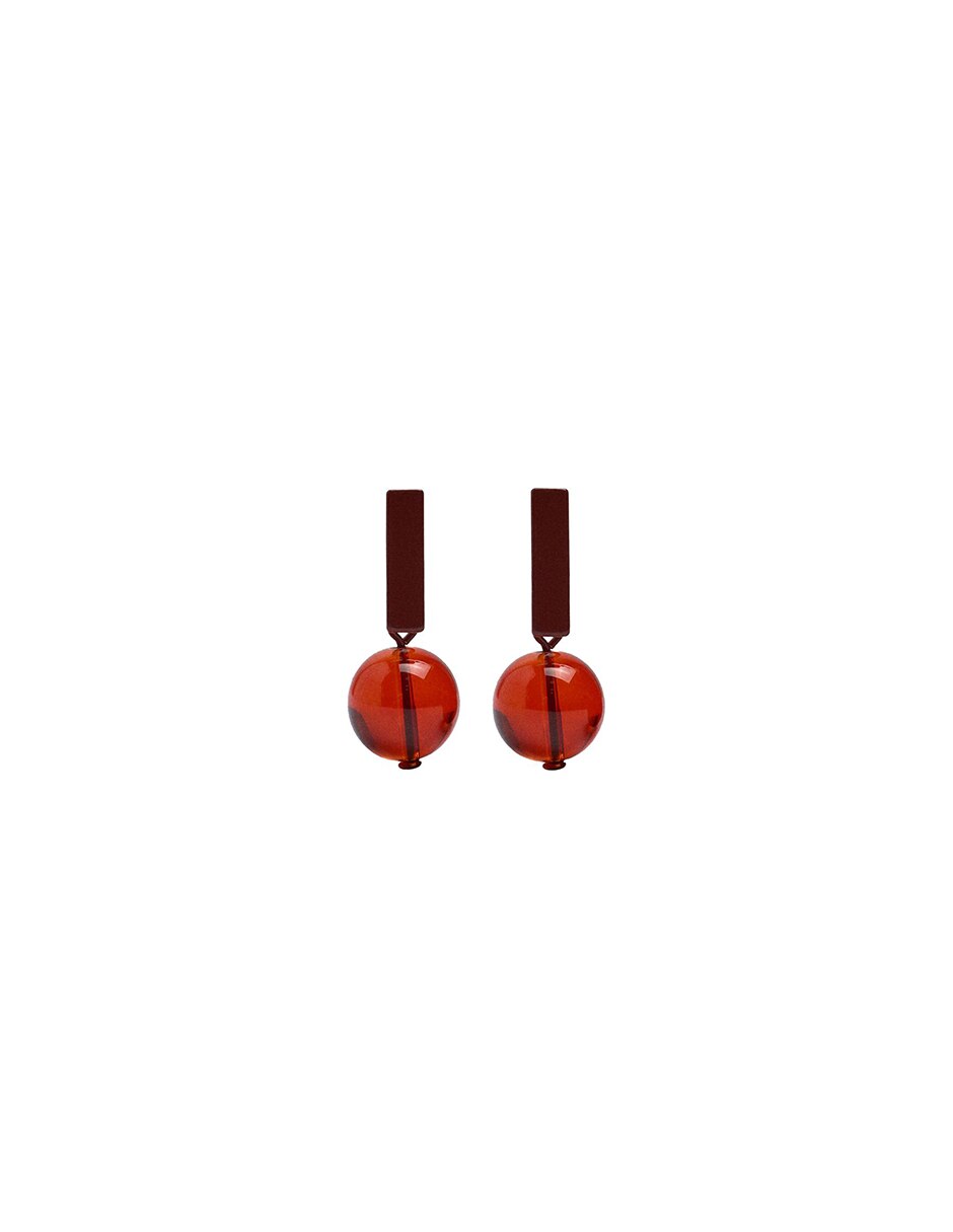 Aretes largos con acabado mate