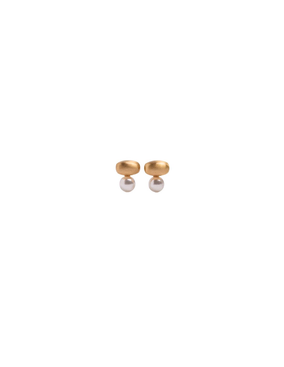 Aretes largos con acabado mate