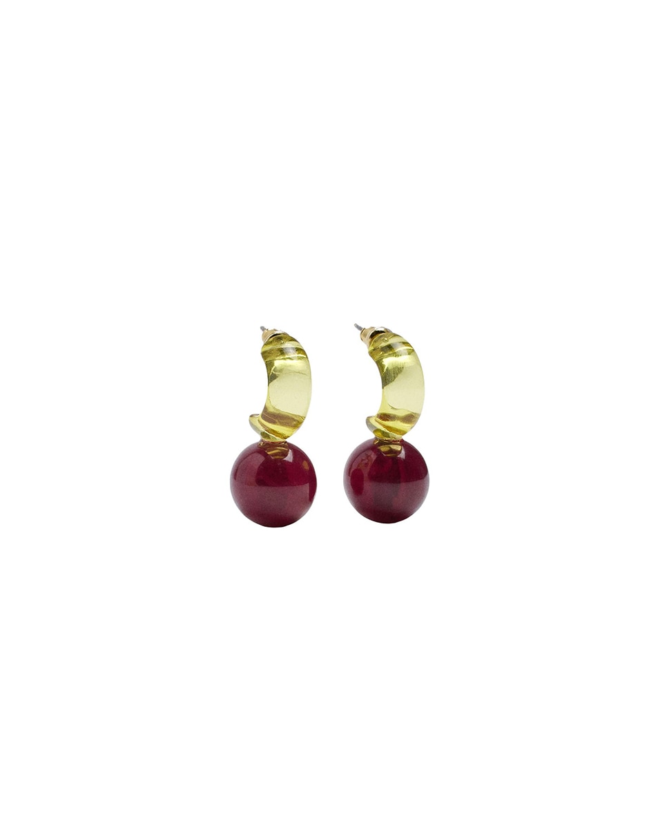 Aretes largos con acabado mate Aretes largos con acabado mate