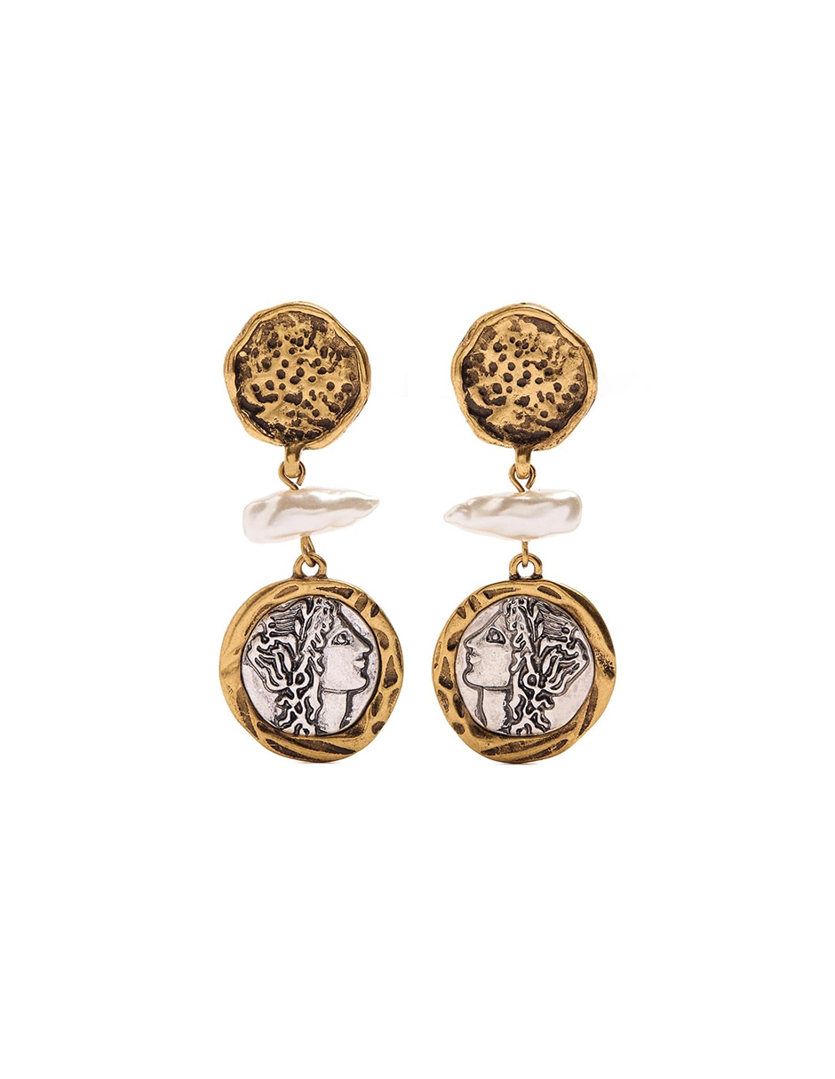 Aretes largos con acabado mate