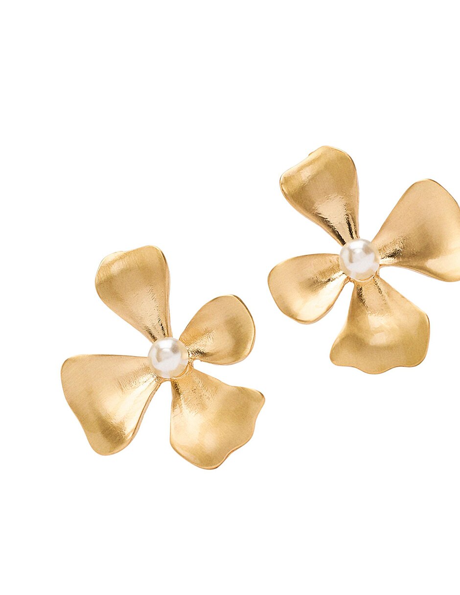 Aretes largos con acabado mate 3