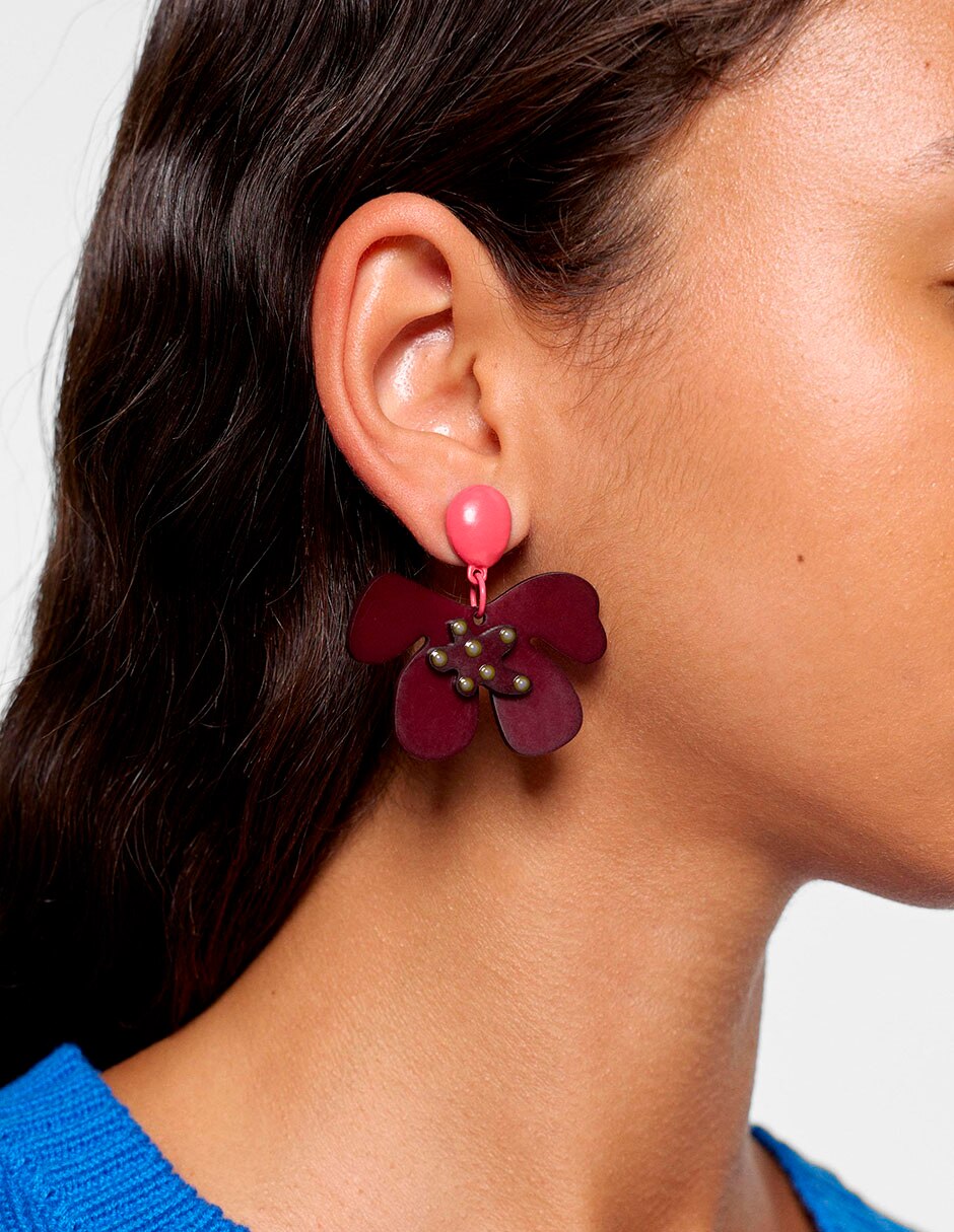 Aretes largos con acabado mate 3