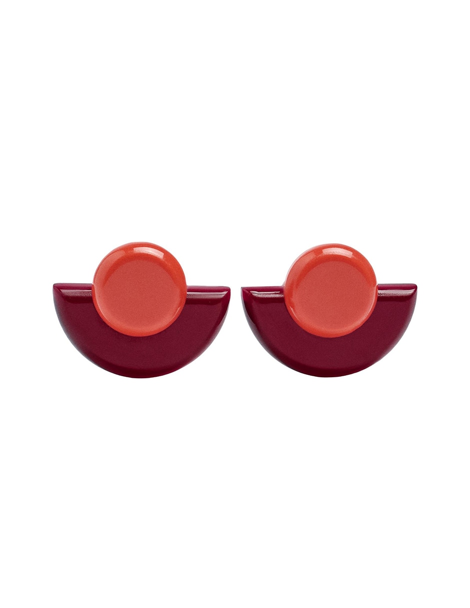 Aretes largos con acabado mate Aretes largos con acabado mate