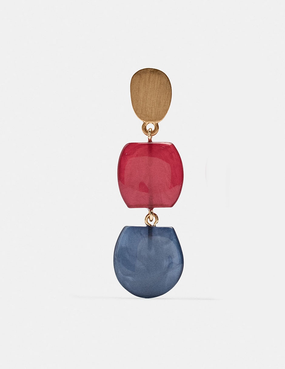 Aretes largos con acabado mate