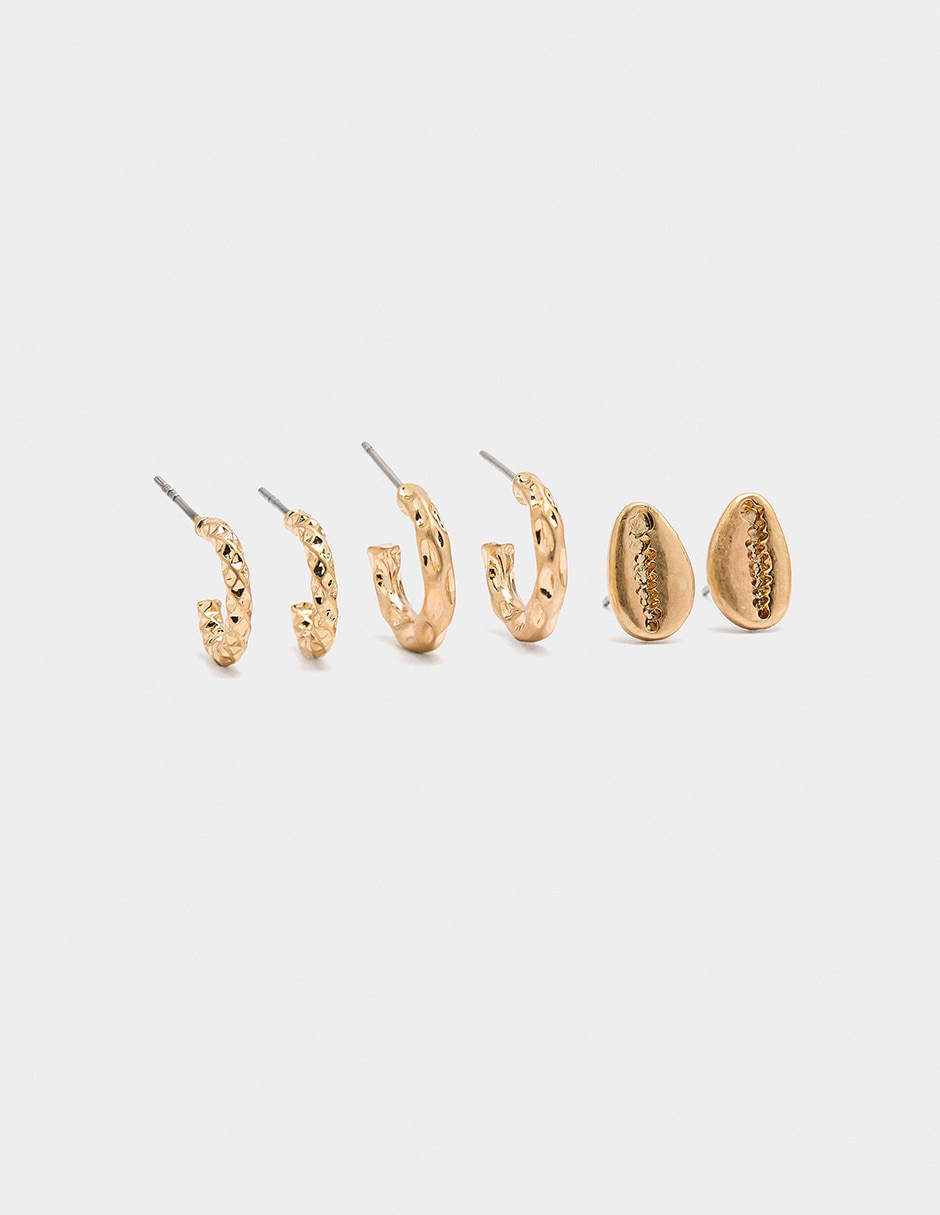 Aretes largos con acabado mate