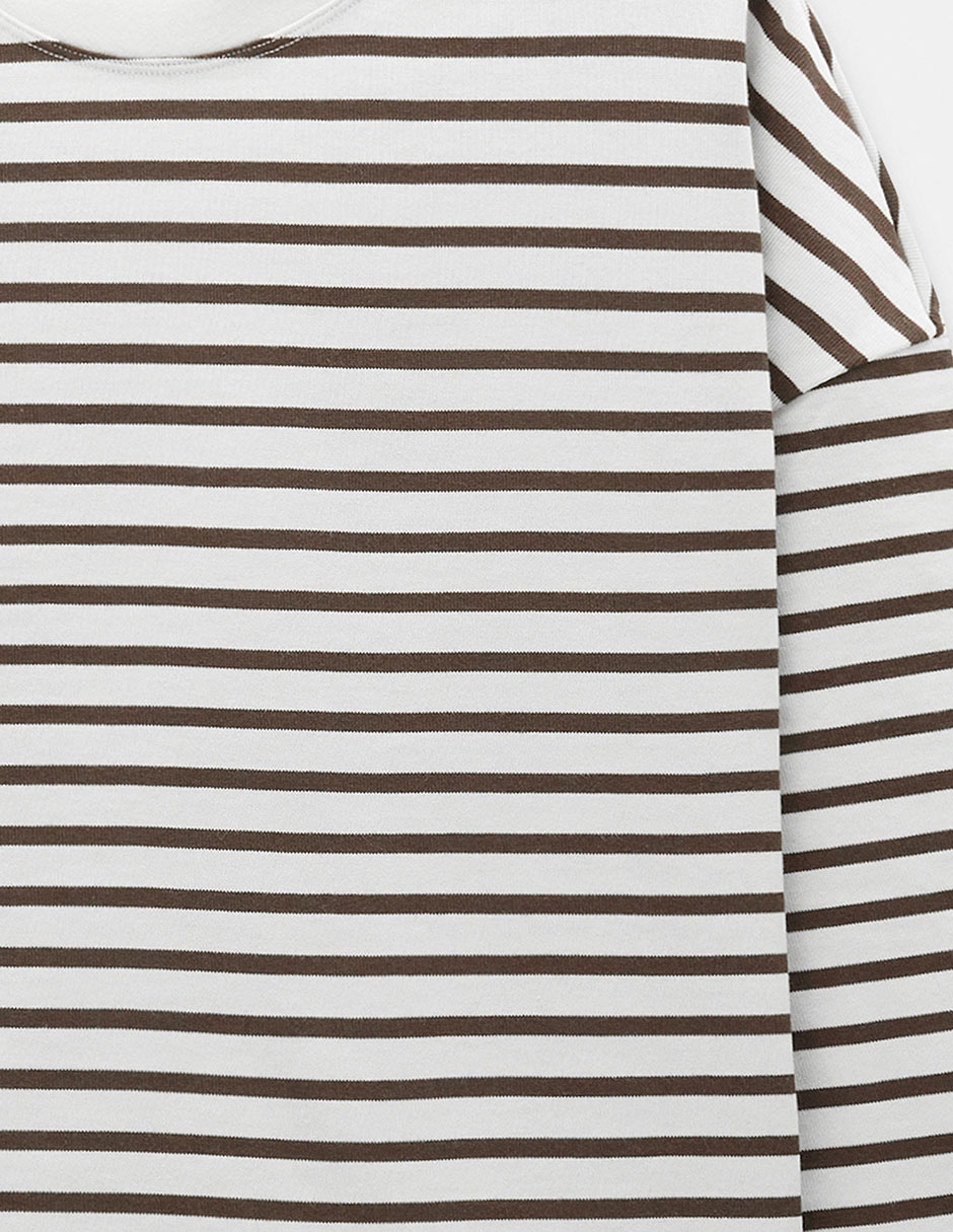 Playera manga cuello redondo para mujer 8