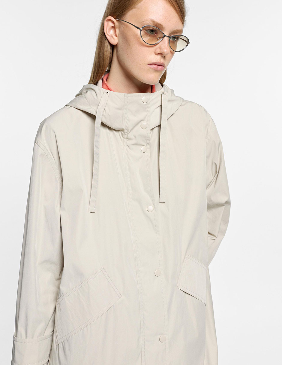 Gabardina impermeable con capucha para mujer 5