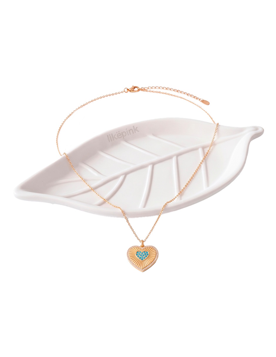 Collar con dije de corazón Collar con dije de corazón