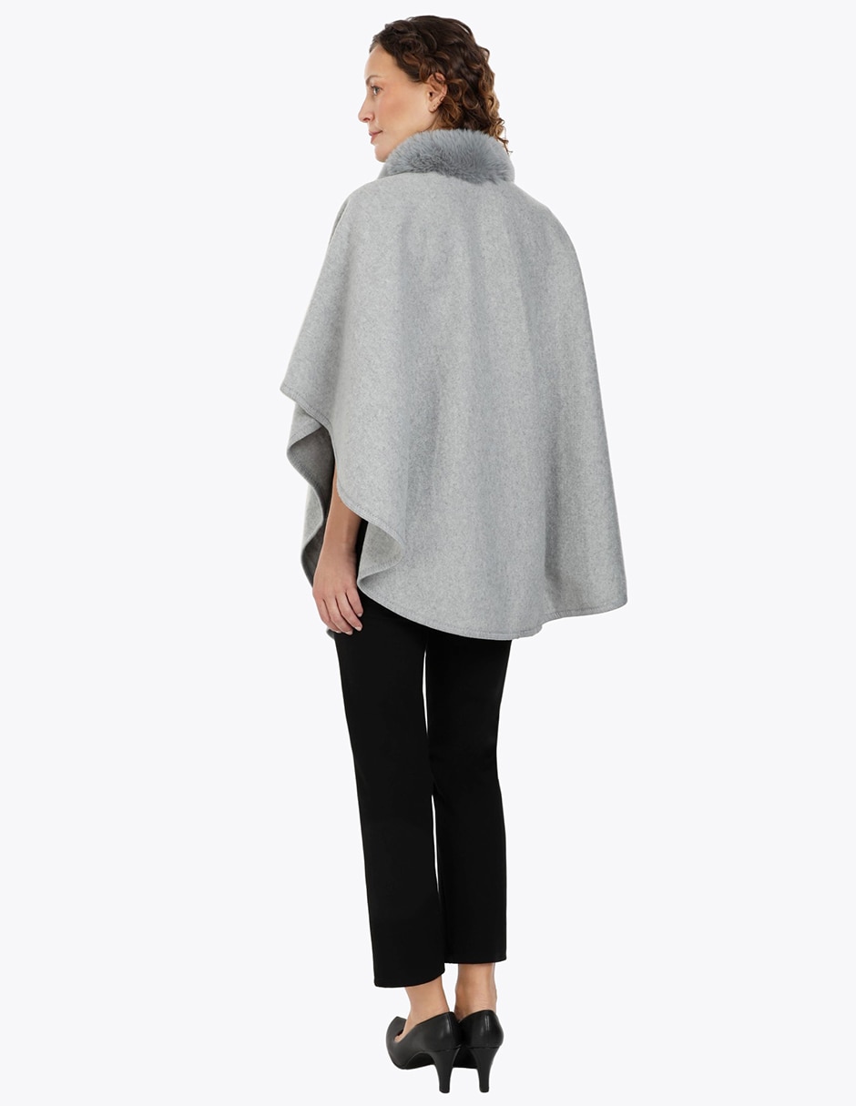 Capa Poncho para mujer 4